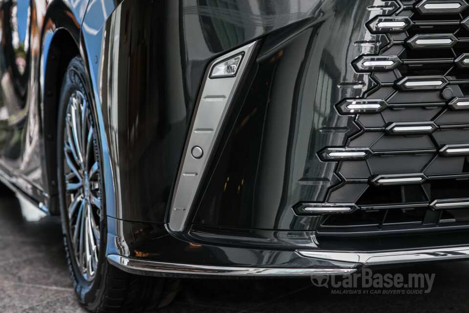 Lexus LM AW10 (2024) Exterior