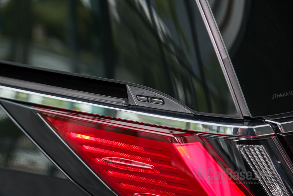 Lexus LM AW10 (2024) Exterior