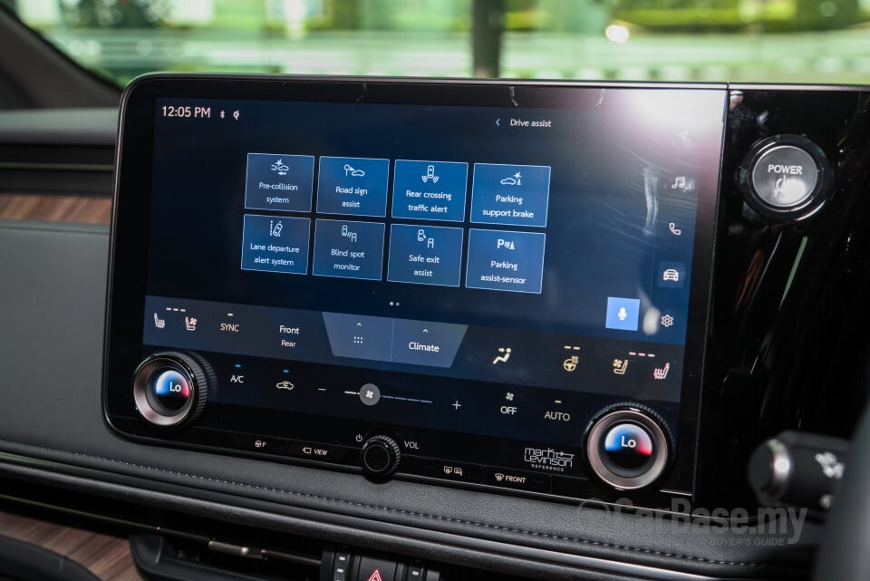 Lexus LM AW10 (2024) Interior