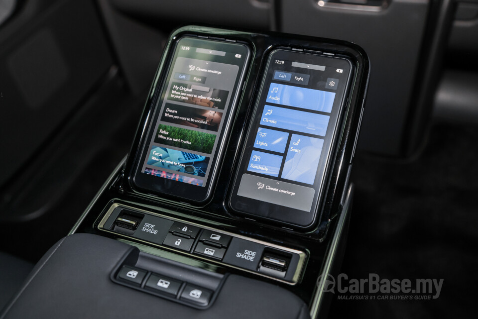 Lexus LM AW10 (2024) Interior