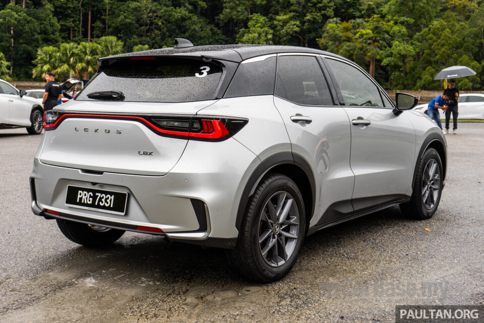 Lexus LBX AY10 (2024) Exterior