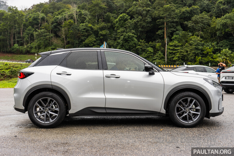 Lexus LBX AY10 (2024) Exterior