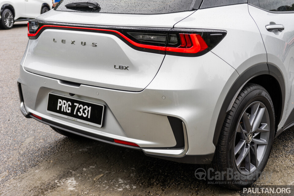 Lexus LBX AY10 (2024) Exterior
