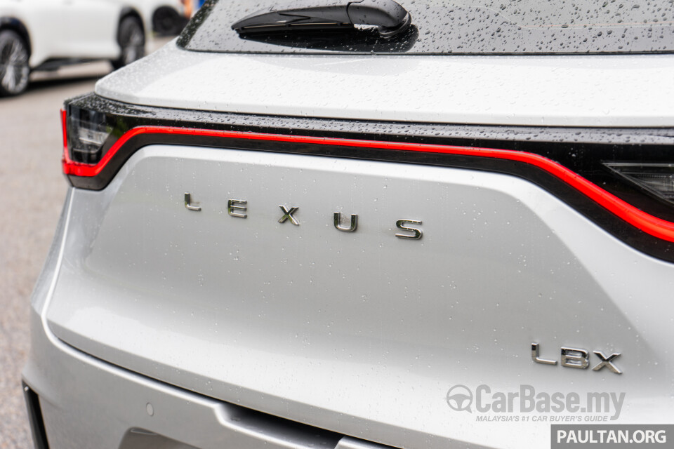 Lexus LBX AY10 (2024) Exterior