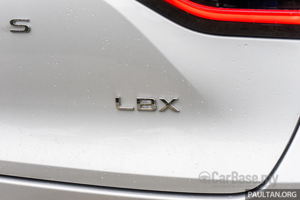 Lexus LBX AY10 (2024) Exterior