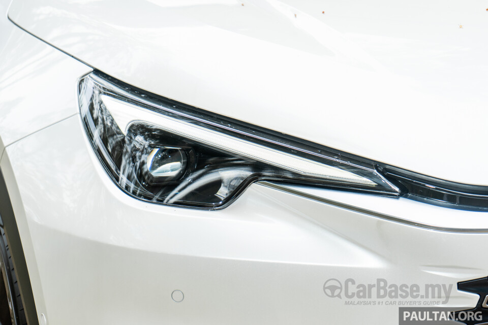 Lexus LBX AY10 (2024) Exterior