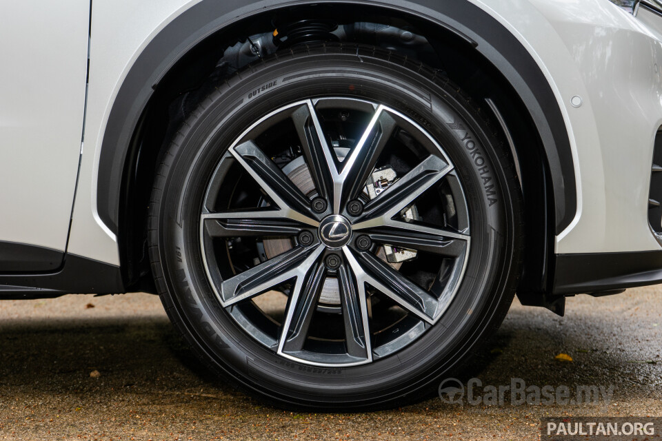 Lexus LBX AY10 (2024) Exterior