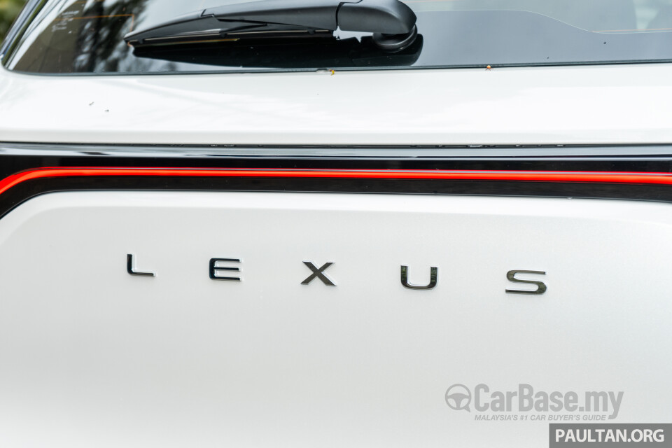 Lexus LBX AY10 (2024) Exterior
