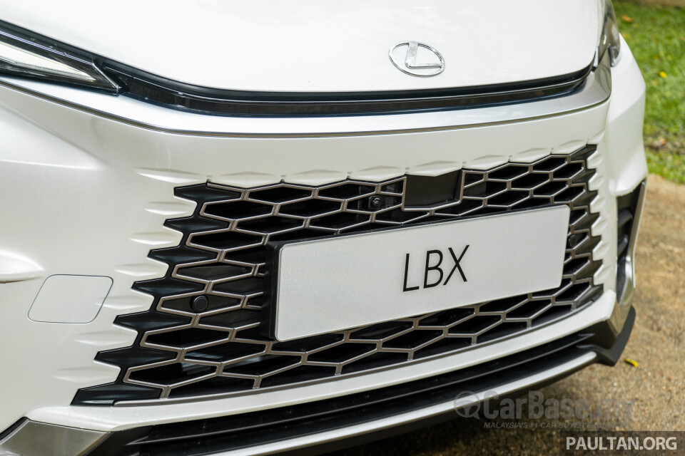 Lexus LBX AY10 (2024) Exterior