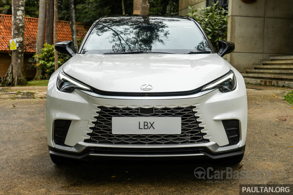Lexus LBX AY10 (2024) Exterior