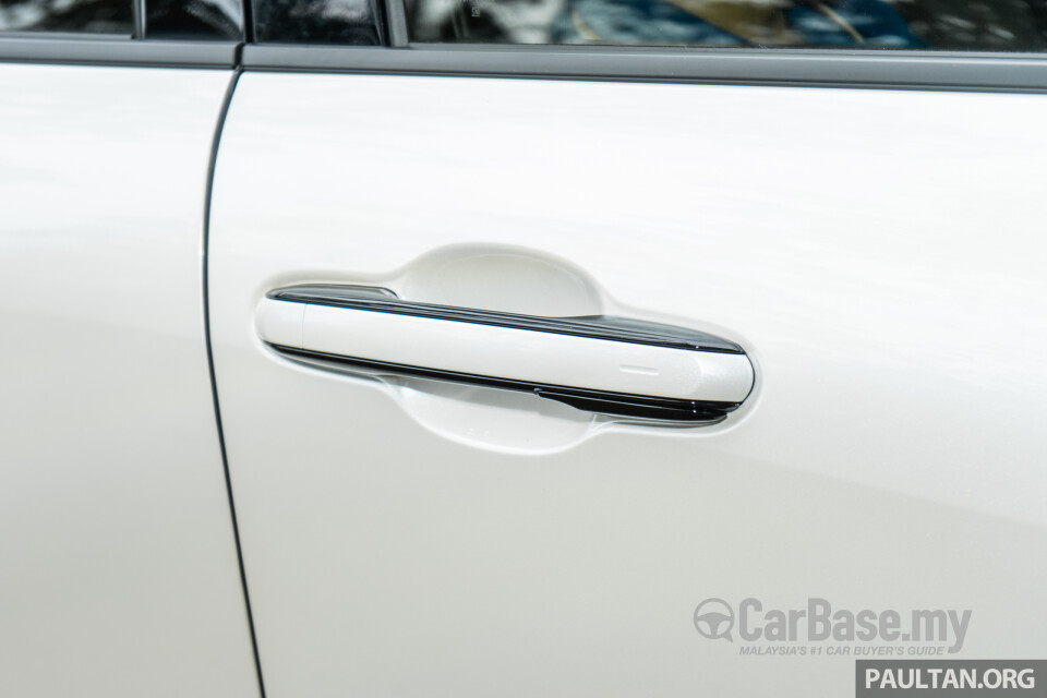 Lexus LBX AY10 (2024) Exterior