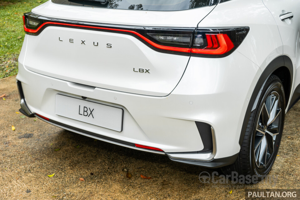Lexus LBX AY10 (2024) Exterior
