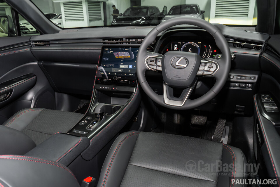 Lexus LBX AY10 (2024) Interior