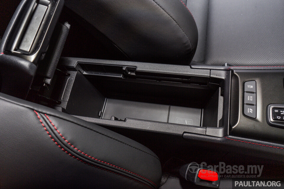 Lexus LBX AY10 (2024) Interior