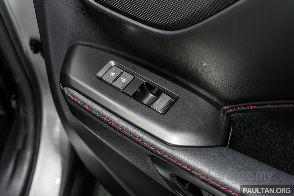 Lexus LBX AY10 (2024) Interior