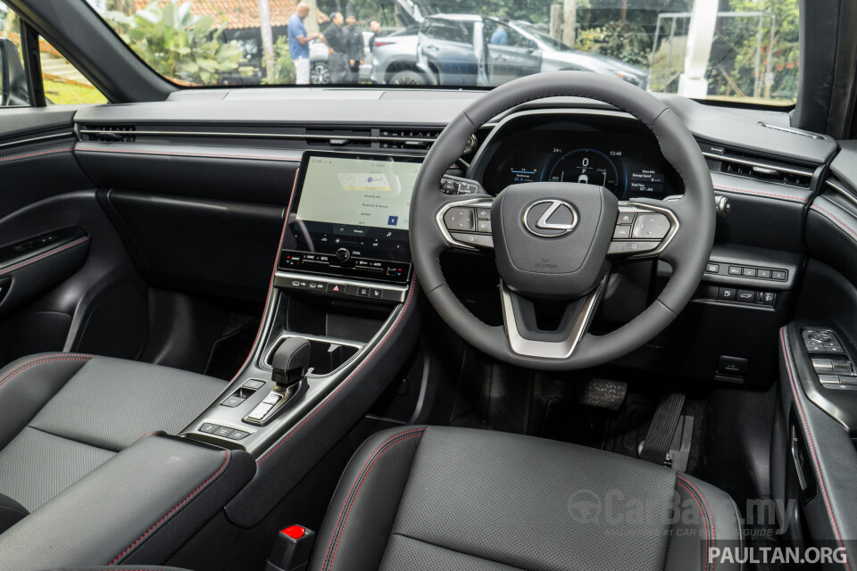 Lexus LBX AY10 (2024) Interior