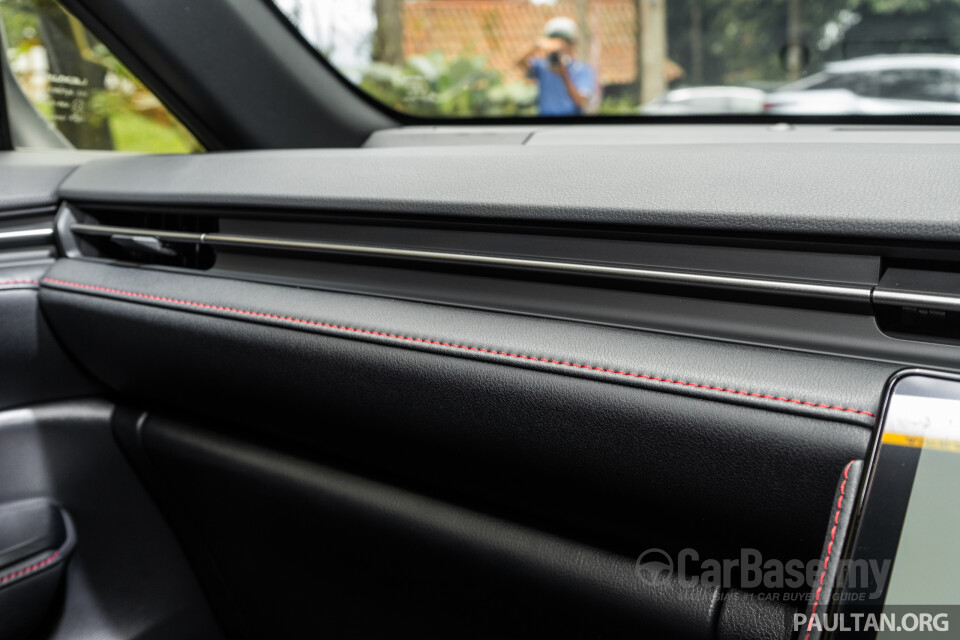 Lexus LBX AY10 (2024) Interior