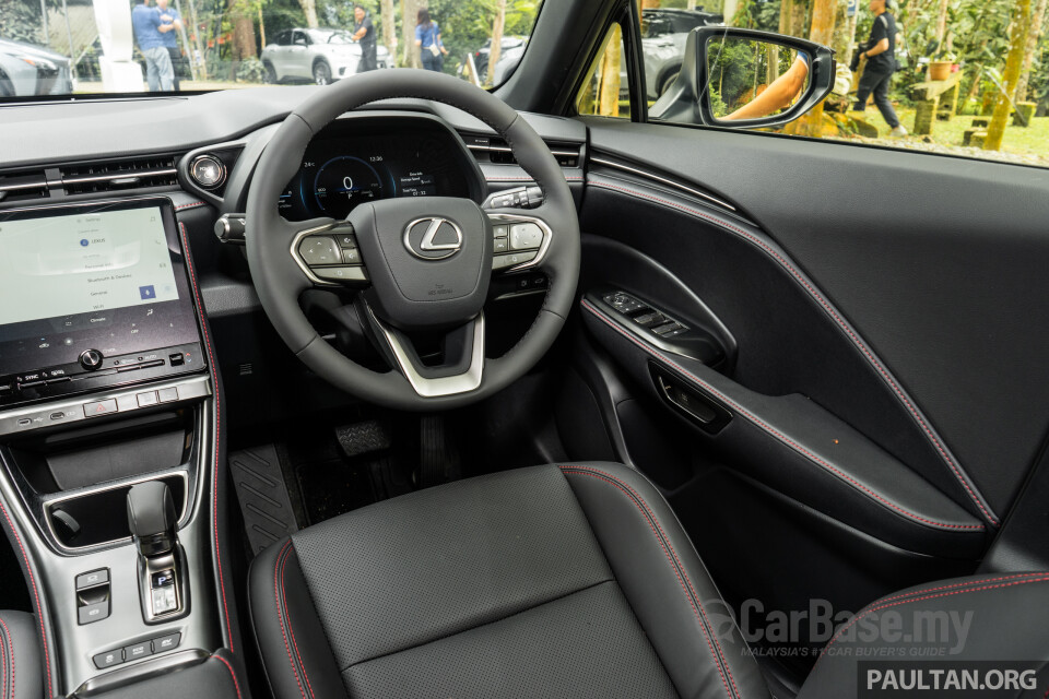Lexus LBX AY10 (2024) Interior