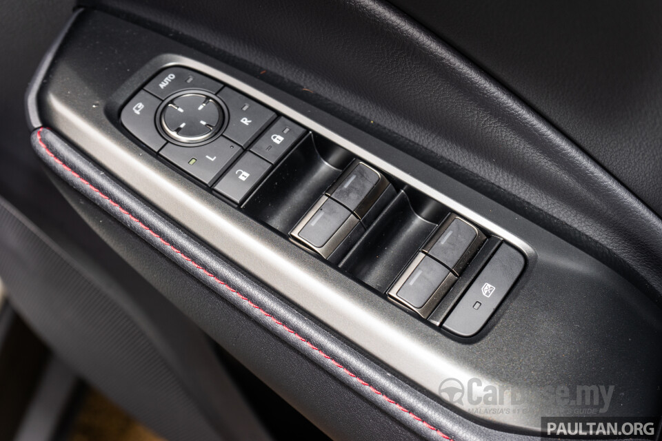 Lexus LBX AY10 (2024) Interior