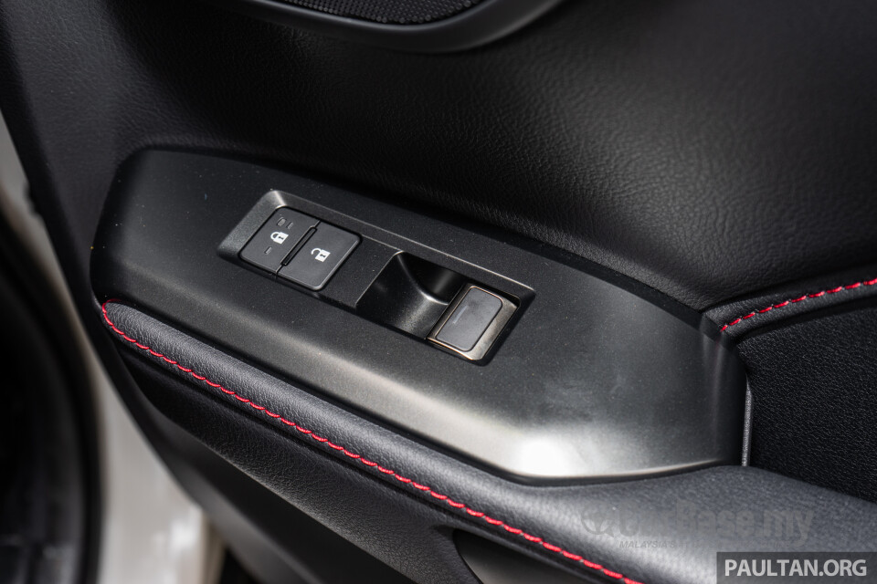 Lexus LBX AY10 (2024) Interior
