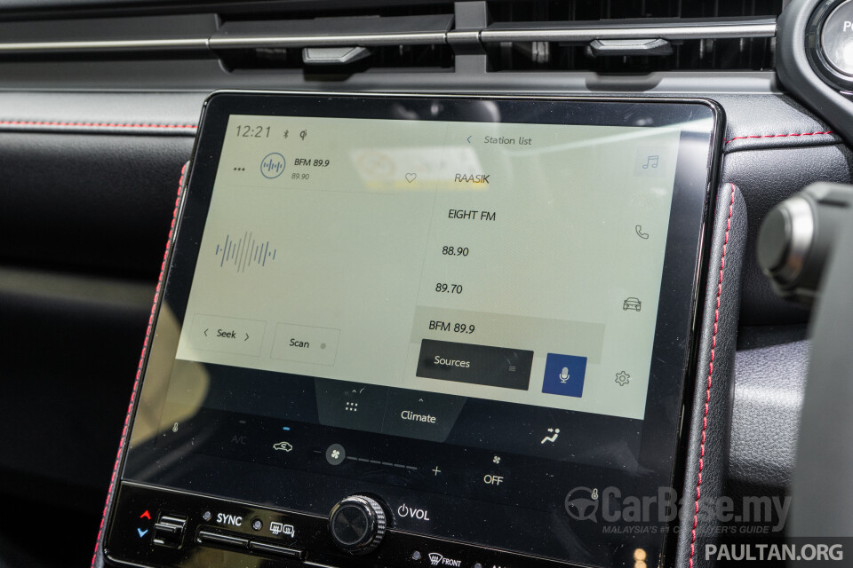 Lexus LBX AY10 (2024) Interior