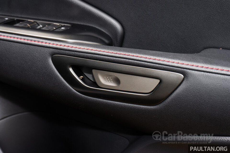 Lexus LBX AY10 (2024) Interior