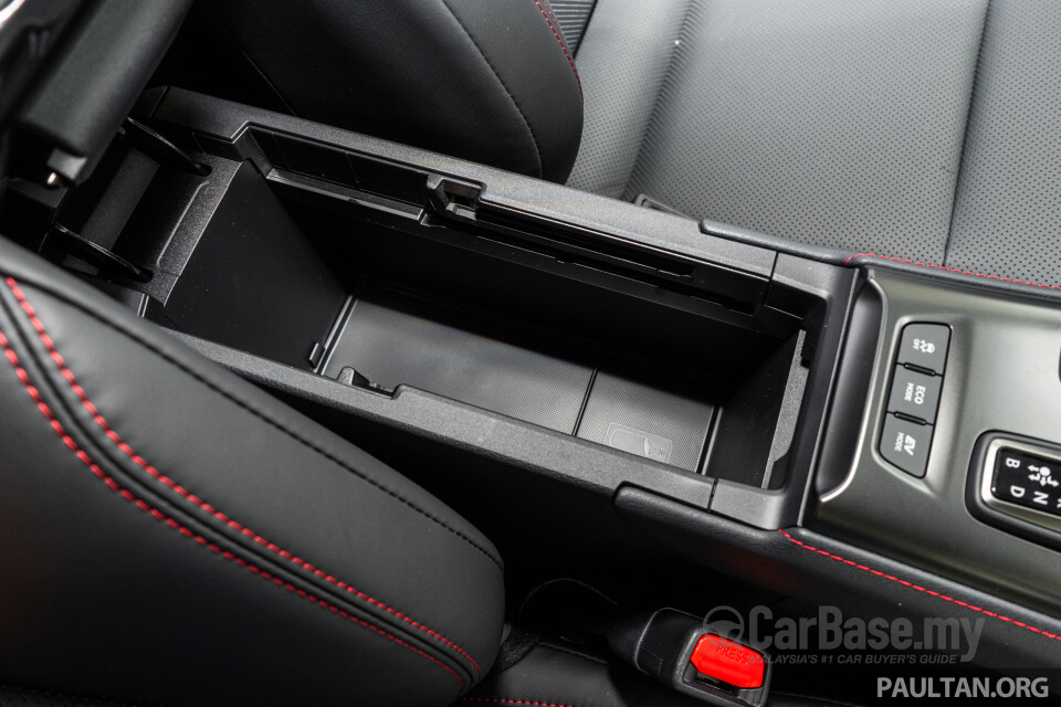 Lexus LBX AY10 (2024) Interior