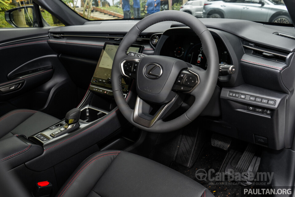 Lexus LBX AY10 (2024) Interior