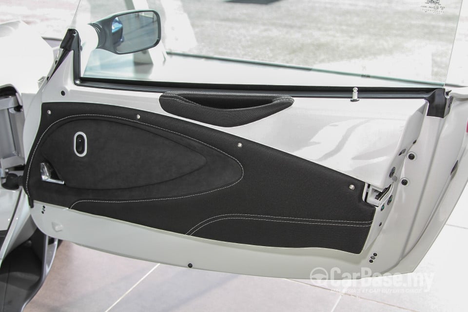 Lotus Elise Series 2 Facelift (2013) Interior
