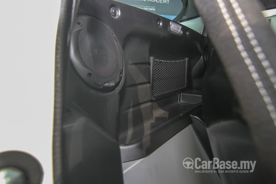 Lotus Elise Series 2 Facelift (2013) Interior