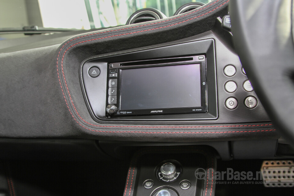 Perodua Aruz D38L (2019) Interior