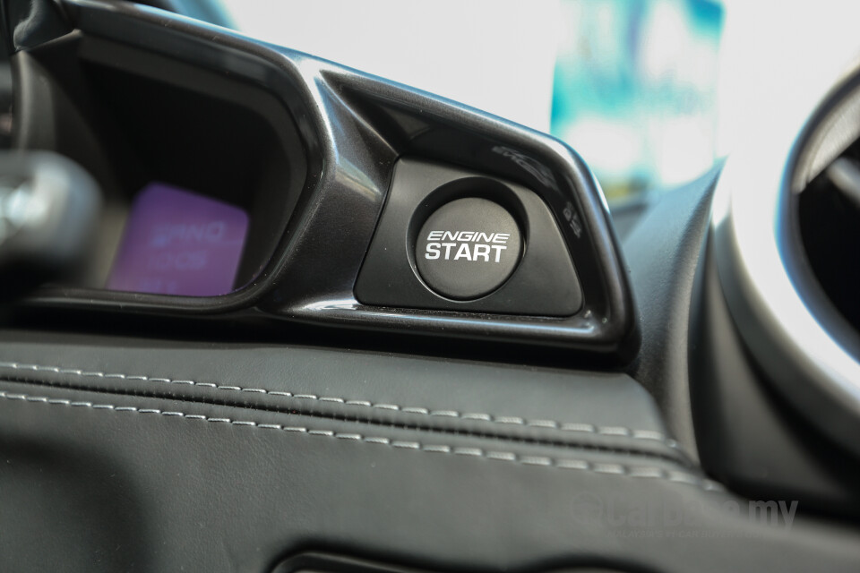 Nissan Navara D23 (2015) Interior