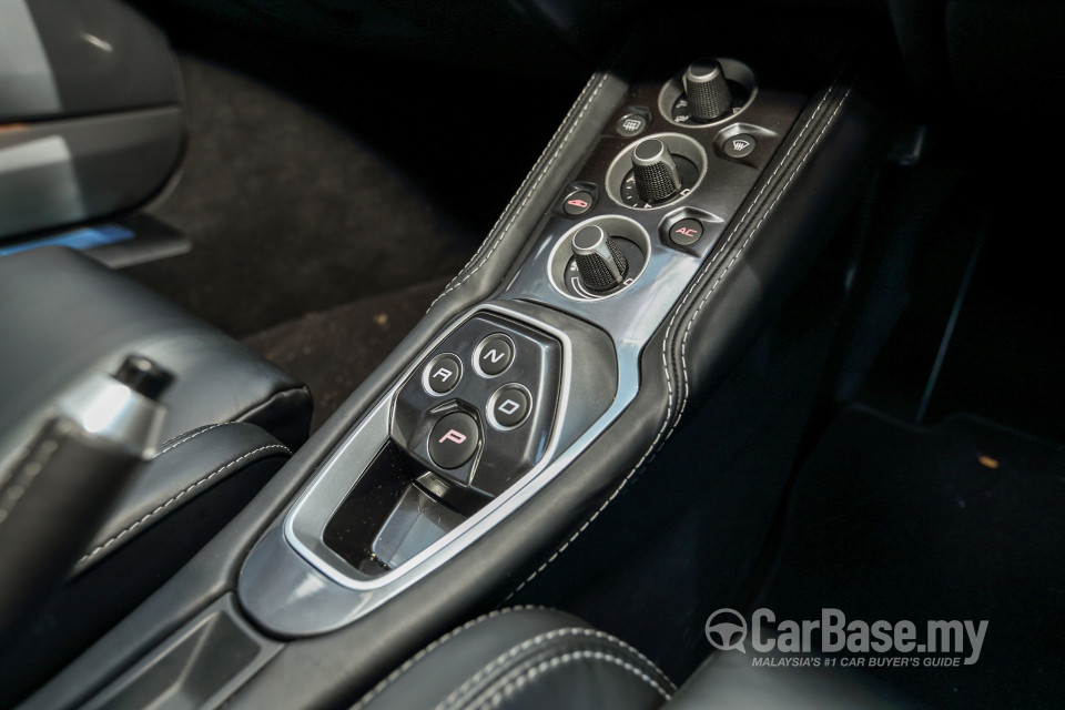 Lotus Evora Series 1 facelift (2016) Interior