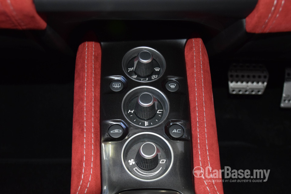 Lotus Evora Series 1 facelift (2016) Interior