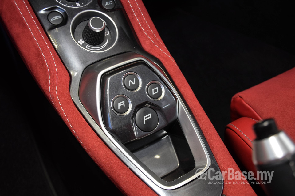 Lotus Evora Series 1 facelift (2016) Interior