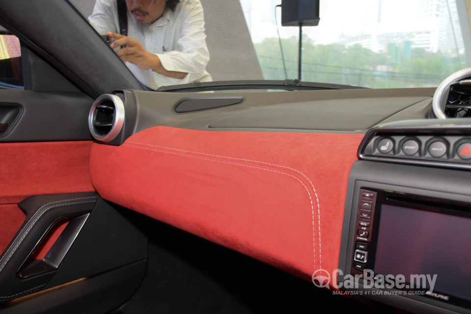Lotus Evora Series 1 facelift (2016) Interior