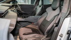 Lotus Eletre Interior photo