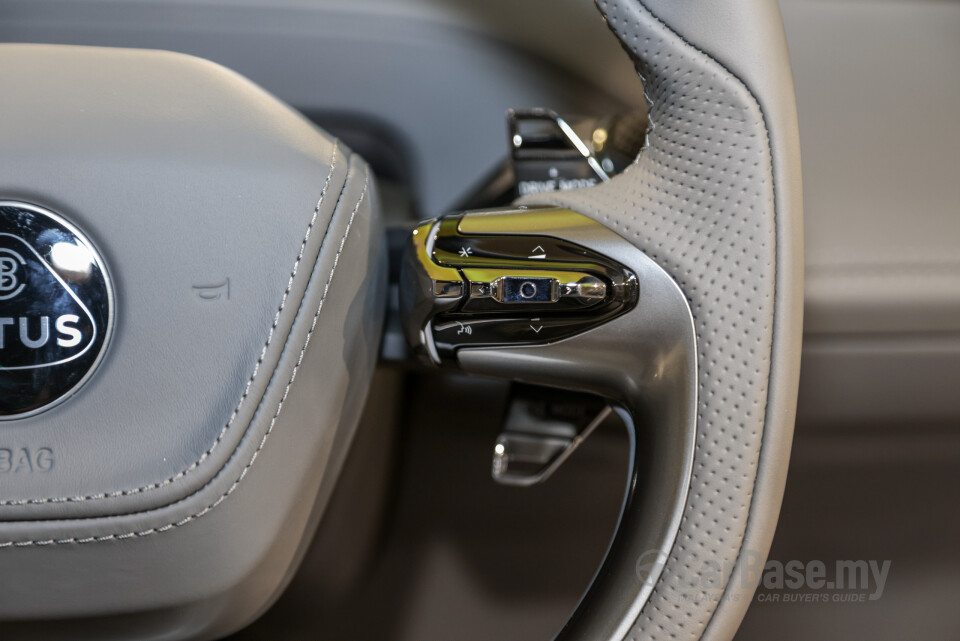 Lotus Eletre Type 132 (2023) Interior