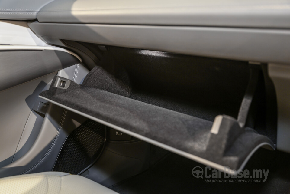 Lotus Eletre Type 132 (2023) Interior