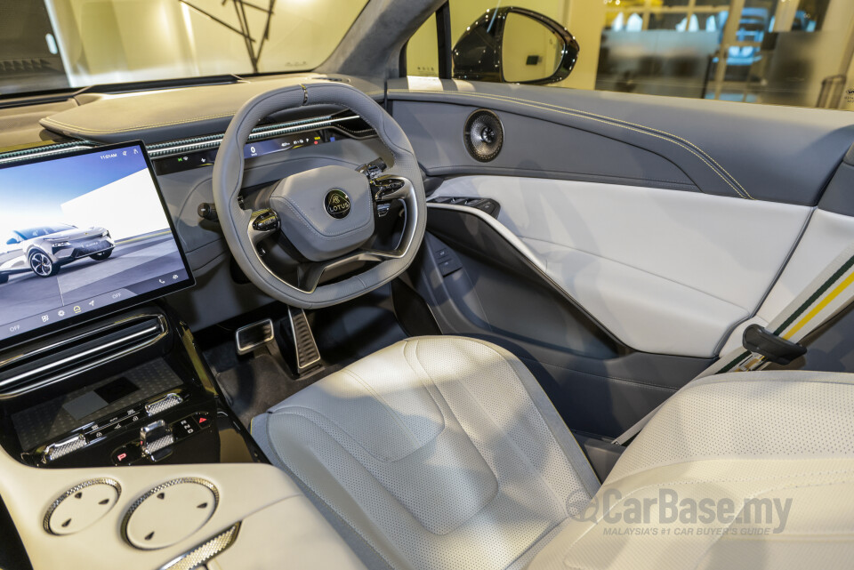 Lotus Eletre Type 132 (2023) Interior