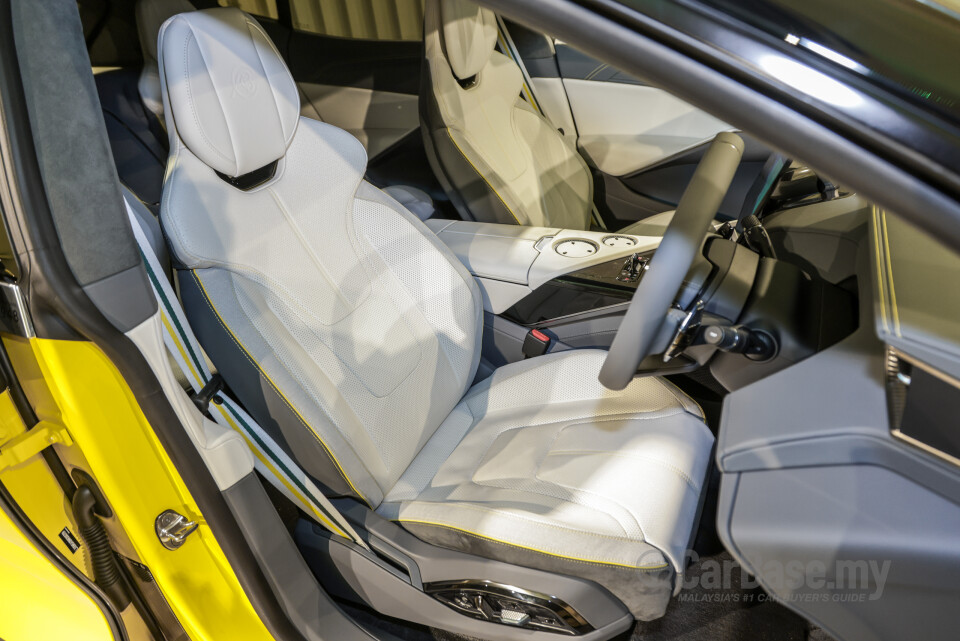 Lotus Eletre Type 132 (2023) Interior