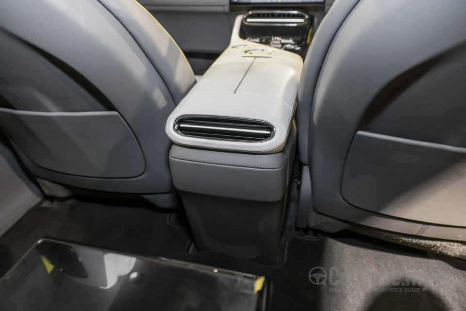 Lotus Eletre Type 132 (2023) Interior