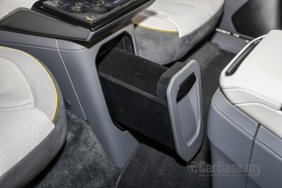 Lotus Eletre Type 132 (2023) Interior