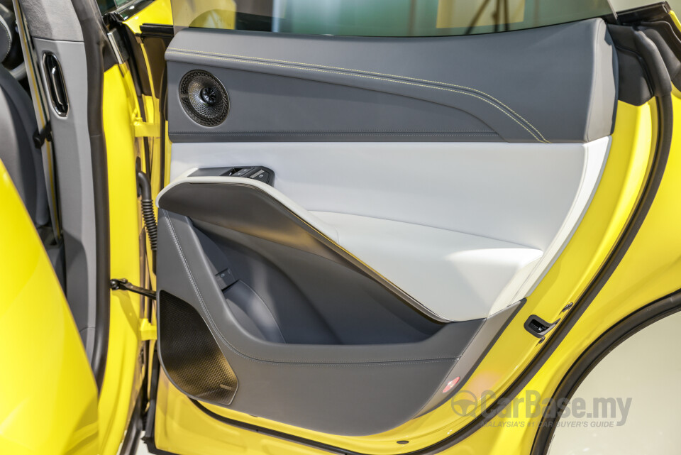 Lotus Eletre Type 132 (2023) Interior
