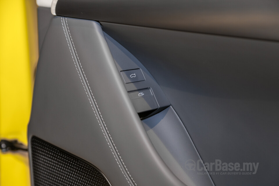 Lotus Eletre Type 132 (2023) Interior