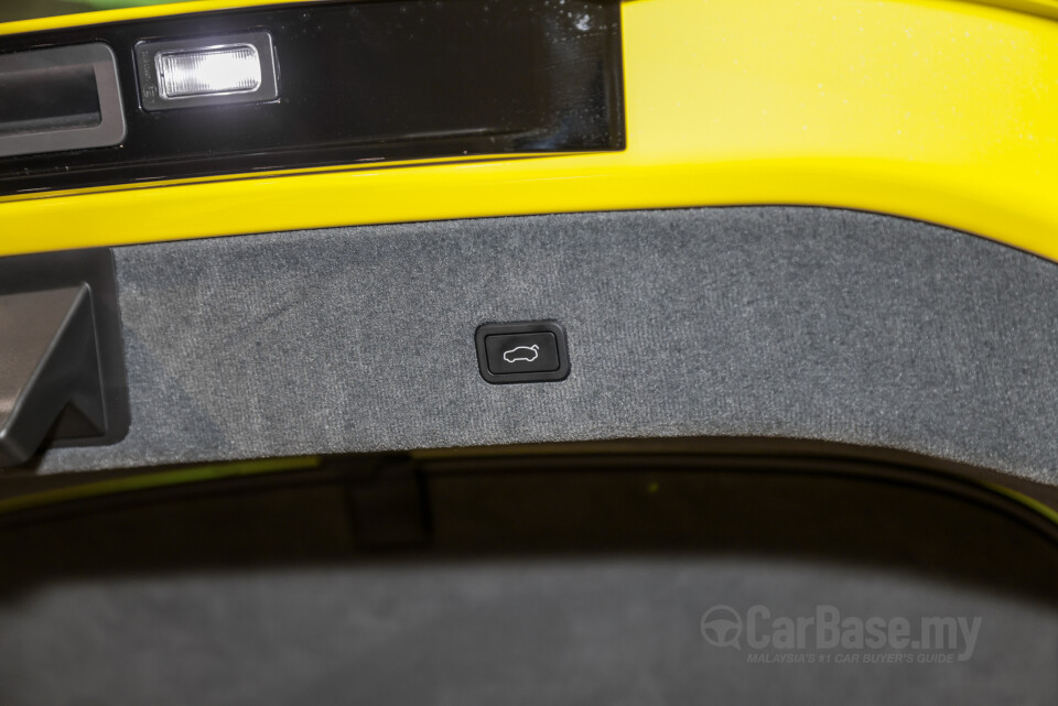 Lotus Eletre Type 132 (2023) Interior