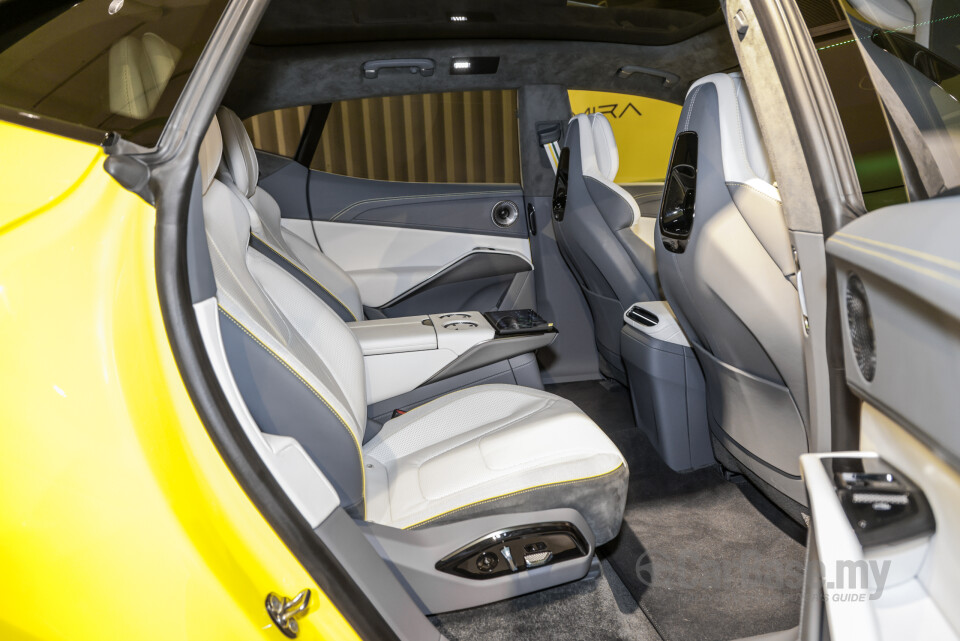 Lotus Eletre Type 132 (2023) Interior