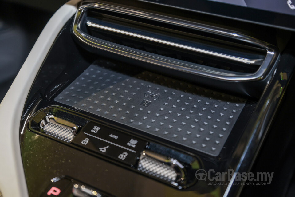 Lotus Eletre Type 132 (2023) Interior