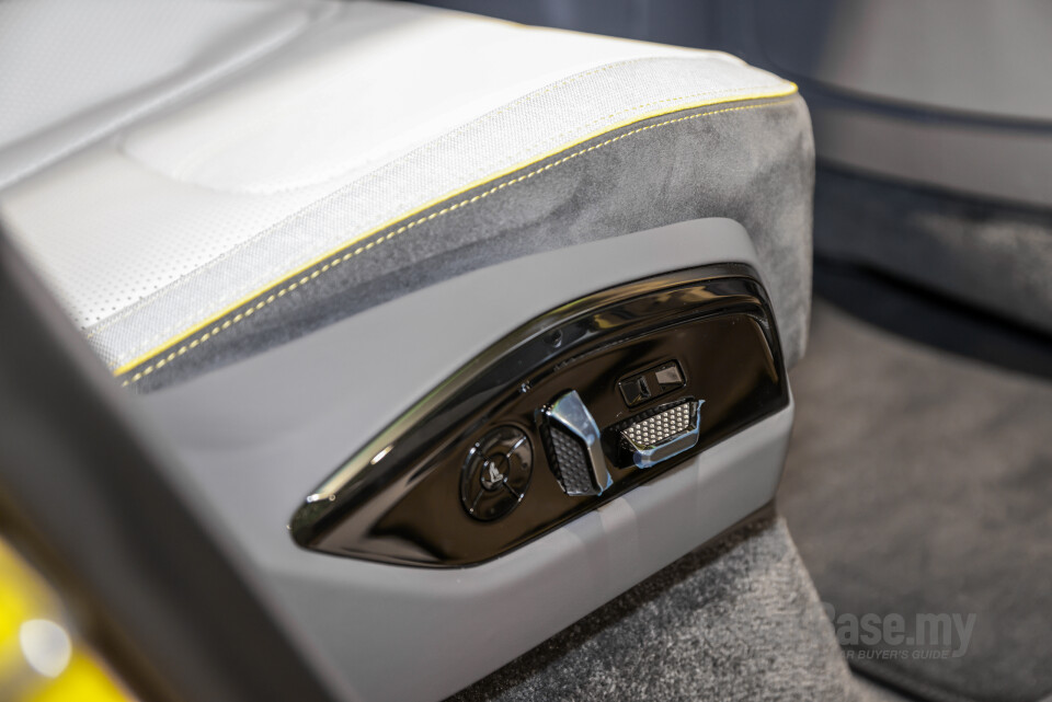 Lotus Eletre Type 132 (2023) Interior