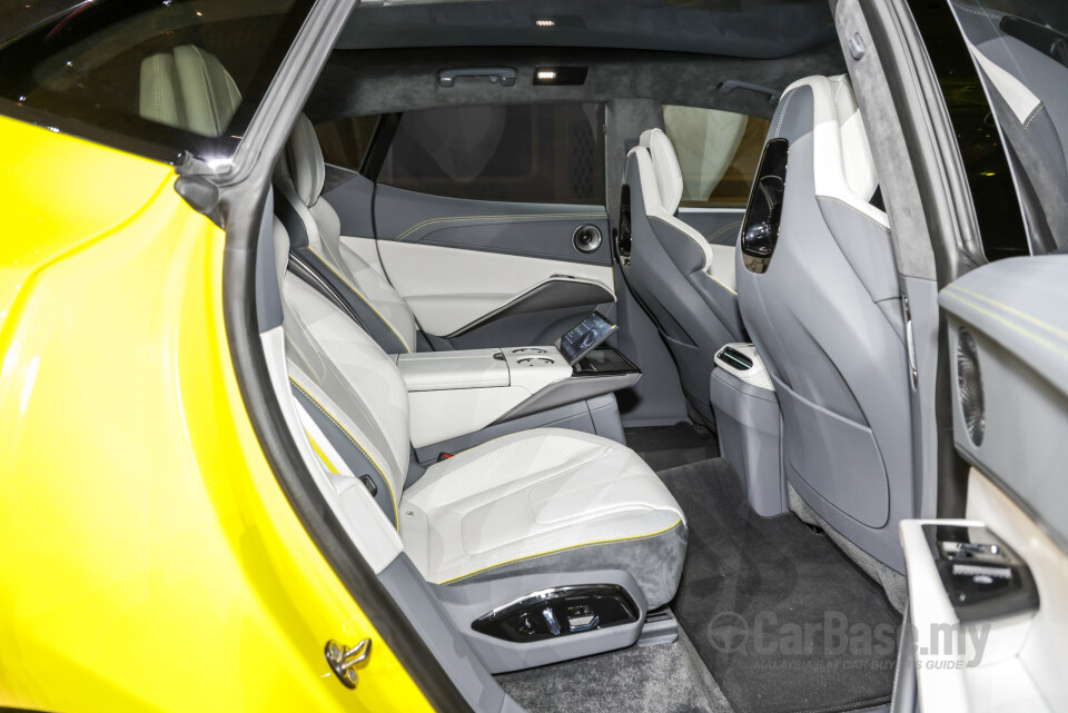 Lotus Eletre Type 132 (2023) Interior
